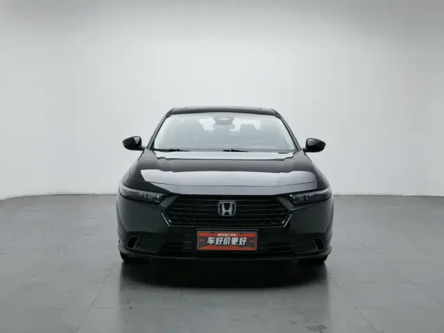 Honda Accord — Фото автомобиля 3
