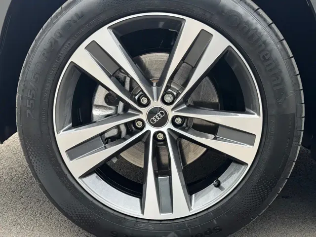 Audi Q6 — Фото автомобиля 13