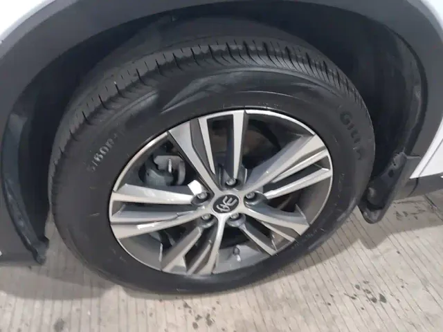 BYD Song Pro — Фото автомобиля 22