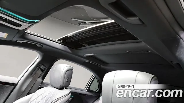 Mercedes-Benz S-Class — Фото автомобиля 19