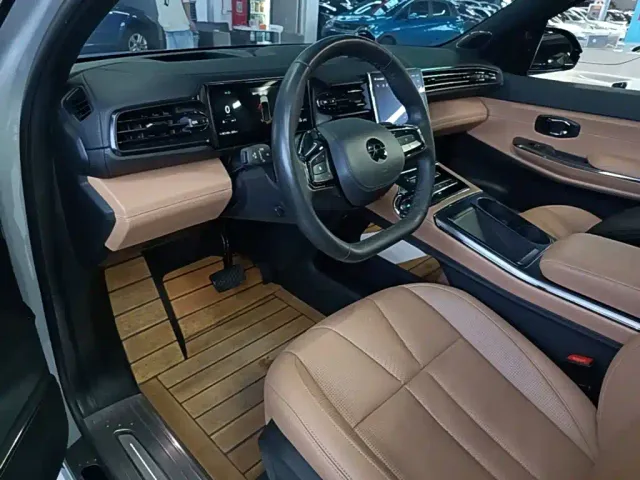 NIO NIO ES8 2020 580KM 6-Seater — Фото автомобиля 9