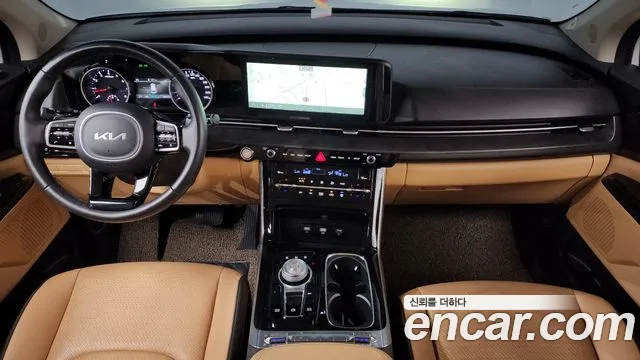 Kia Carnival Generation 4 — Фото автомобиля 10
