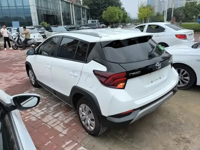 Toyota YARiS L Zhi Xuan — Фото автомобиля 4