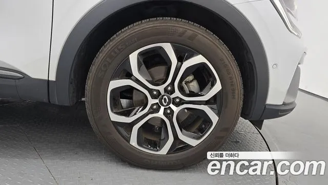 Renault Korea XM3 — Фото автомобиля 6