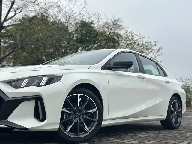 GAC Trumpchi Emkoo — Фото автомобиля 6