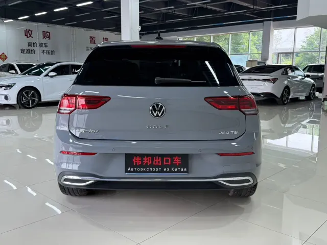 Volkswagen Golf — Фото автомобиля 5
