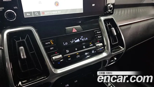 Kia Sorento Sorento 4-е поколение Бензин 2.5T 4WD — Фото автомобиля 17