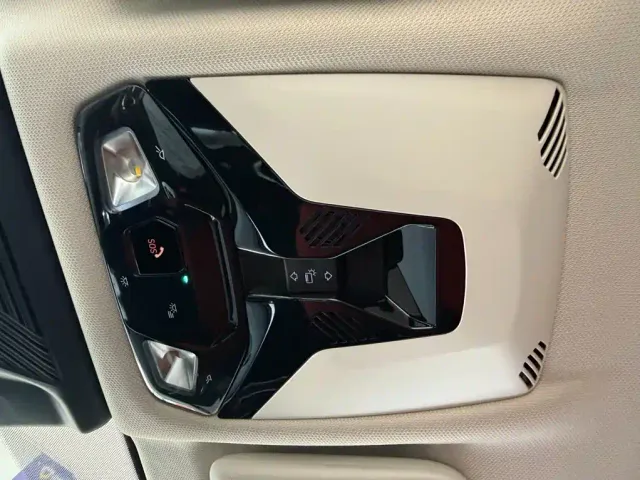 BMW X1 — Фото автомобиля 14