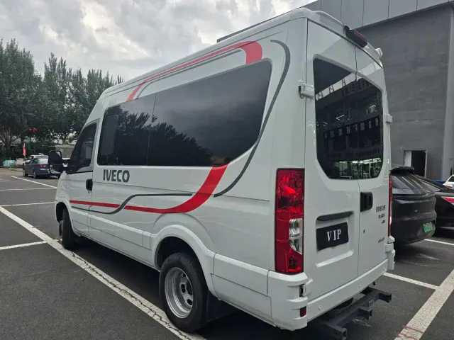 Iveco Daily — Фото автомобиля 8