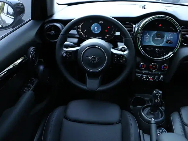 MINI Hatch — Фото автомобиля 23