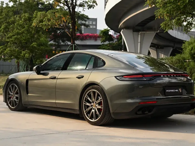 Porsche Panamera — Фото автомобиля 4
