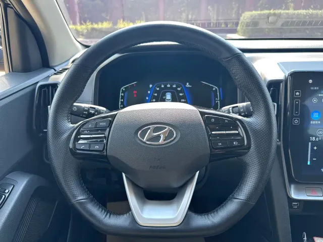 Hyundai ix35 — Фото автомобиля 4