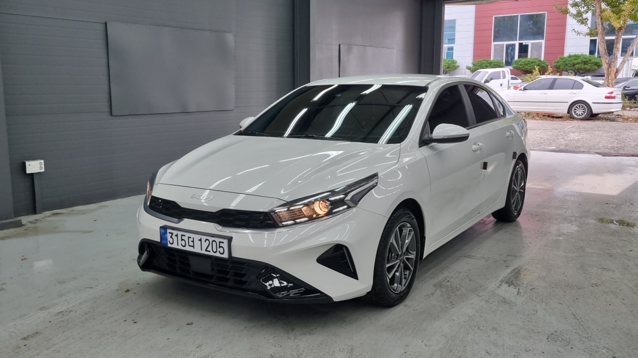 Фотография автомобиля — Kia K3
