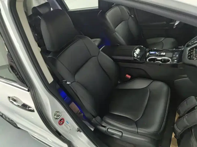 Honda Odyssey 2022 2.0L e:HEV Sharp·Enjoyment Edition — Фото автомобиля 24