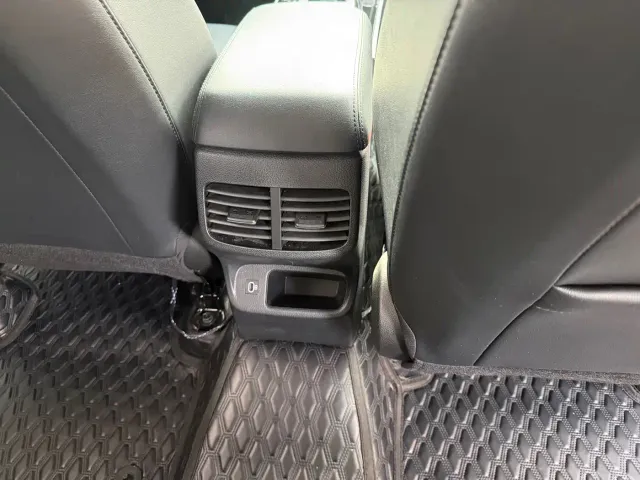 Kia Seltos — Фото автомобиля 19