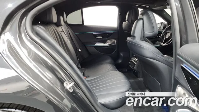 Mercedes-Benz E-Class E-класс W214 E300 4MATIC Exclusive — Фото автомобиля 9