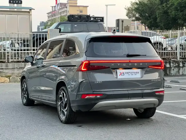 Hyundai Custo — Фото автомобиля 4