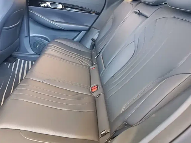 Geely Galaxy E5 — Фото автомобиля 16