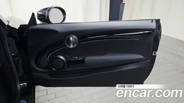 MINI Cooper — Фото автомобиля 14