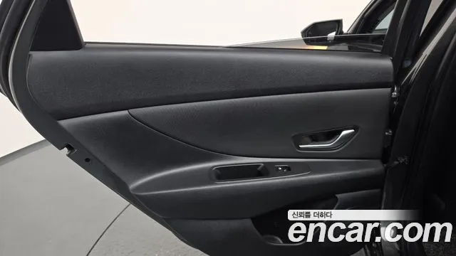 Hyundai AVANTE — Фото автомобиля 7