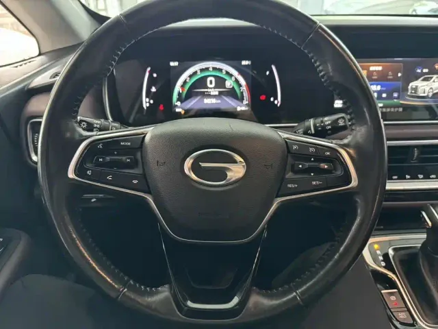 GAC Trumpchi M6 — Фото автомобиля 12
