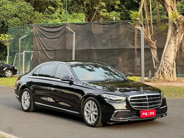 Mercedes-Benz S-Class — Фото автомобиля 3