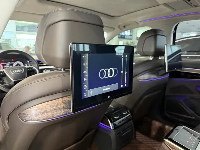 Audi A8 — Фото автомобиля 12