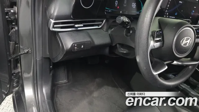 Hyundai AVANTE Новый Avante (CN7) — Фото автомобиля 16