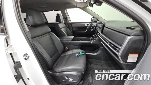 Hyundai Santa Fe — Фото автомобиля 18