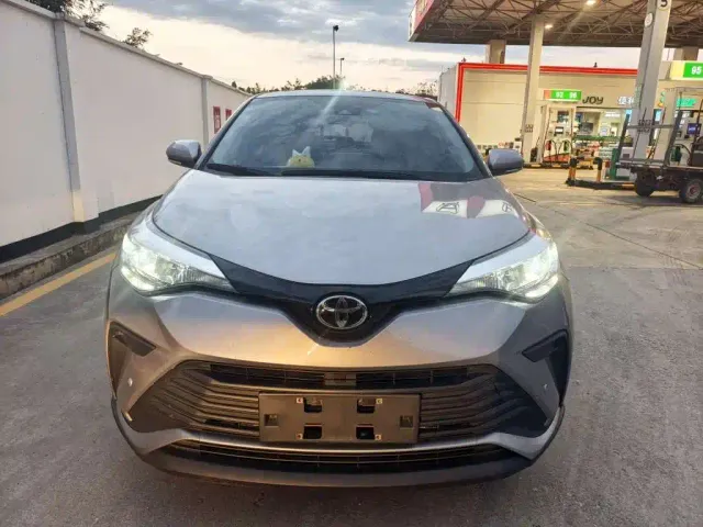 Toyota IZOA — Фото автомобиля 2