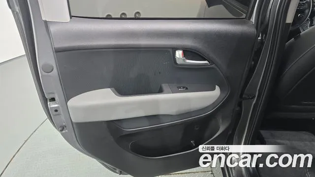 Kia RAY Новый Kia Ray Signature — Фото автомобиля 25