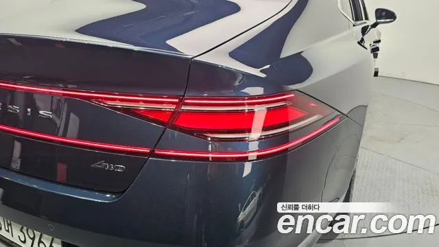 Genesis G90 Бензин 3.5 турбо AWD — Фото автомобиля 22