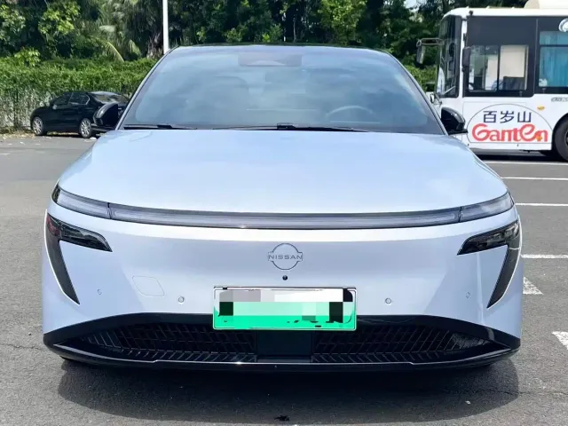 Nissan N7 — Фото автомобиля 2