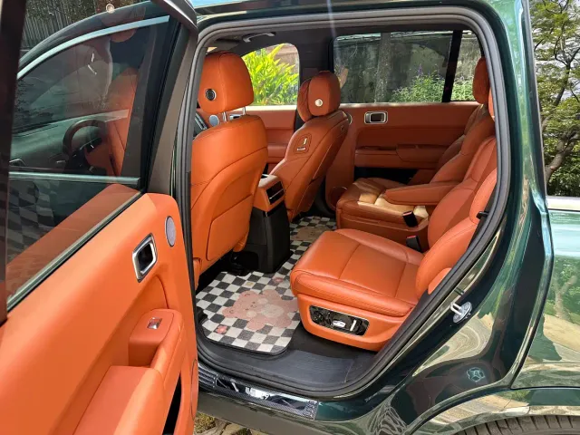 Li Auto Li Xiang L9 2022 Max — Фото автомобиля 13