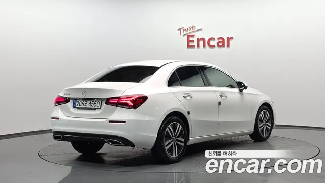Mercedes-Benz A-Class — Фото автомобиля 2