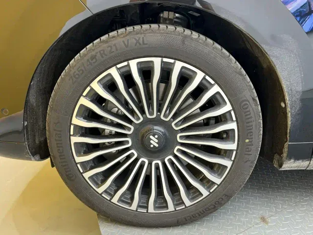 IM Motors LS9 — Фото автомобиля 9