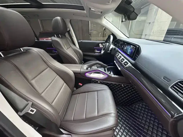 Mercedes-Benz GLS-Class — Фото автомобиля 16