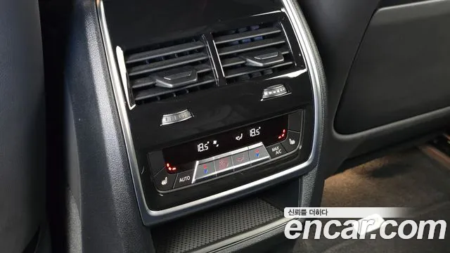 BMW XM G09 — Фото автомобиля 19