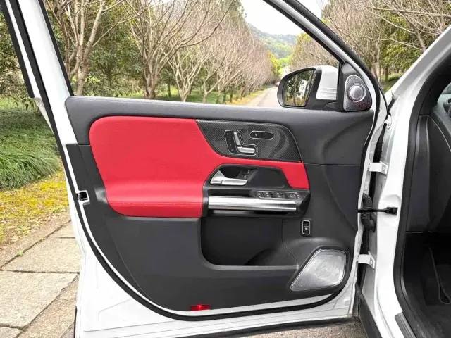Mercedes-Benz GLA-Class AMG — Фото автомобиля 9