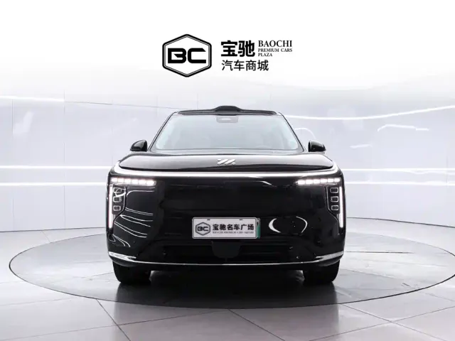 IM Motors LS9 — Фото автомобиля 2