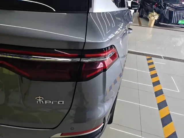 BYD Song Pro — Фото автомобиля 7
