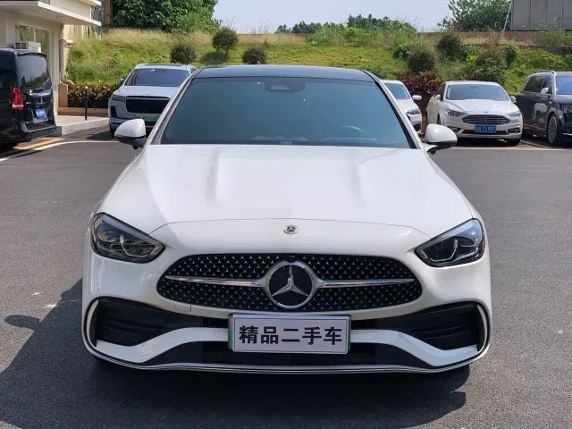 Mercedes-Benz C-Class — Фото автомобиля 2