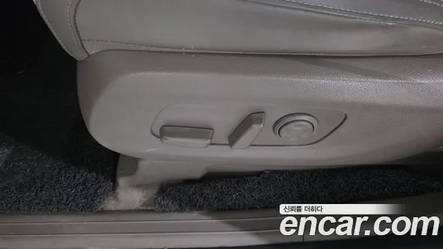 Kia Canival Carnival 4 поколение Дизель 9 мест Noblesse — Фото автомобиля 28