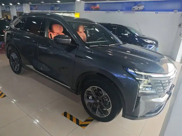 Changan CS75 Plus — Фото автомобиля 3
