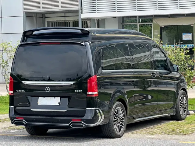 Mercedes-Benz V-Class — Фото автомобиля 4