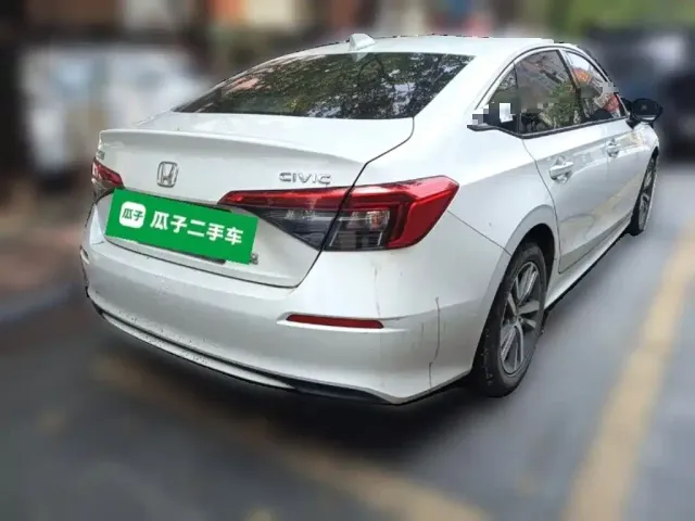 Honda Civic 2023 240TURBO CVT Sporty·C-Special Edition — Фото автомобиля 4
