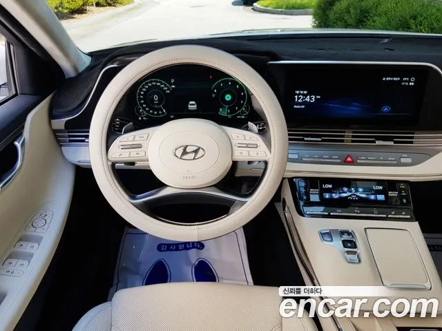 Hyundai Grandeur Grandeur (New) — Фото автомобиля 3