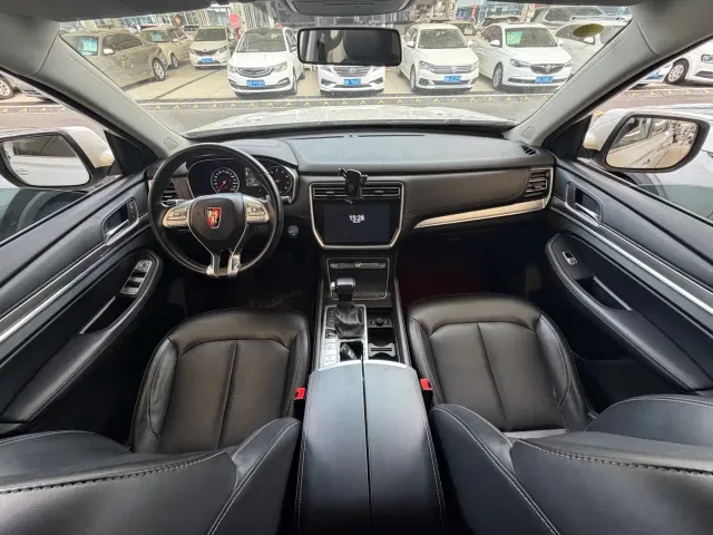 Roewe RX8 — Фото автомобиля 4