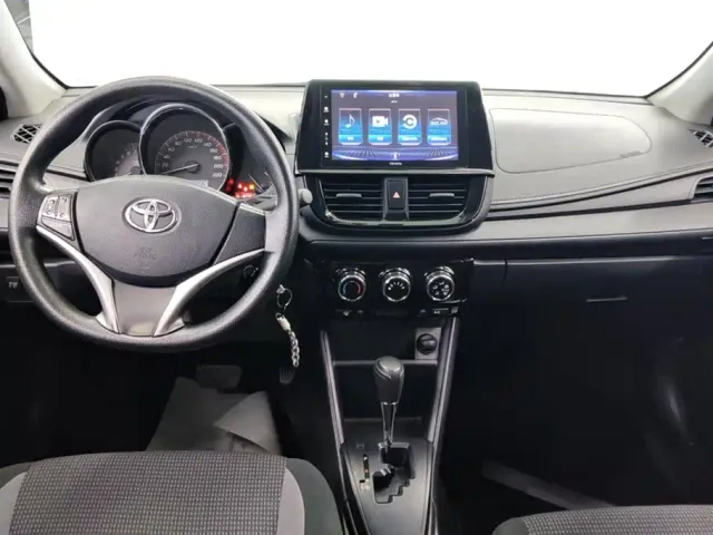 Toyota Vios — Фото автомобиля 12