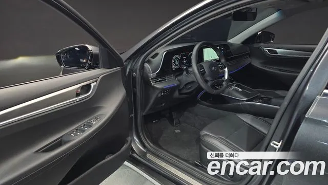 Hyundai Grandeur Новый Grandeur IG — Фото автомобиля 10
